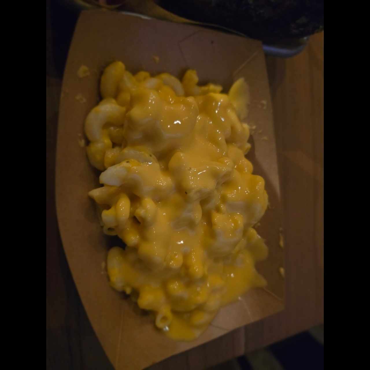 Acompañantes - Coditos con Queso
