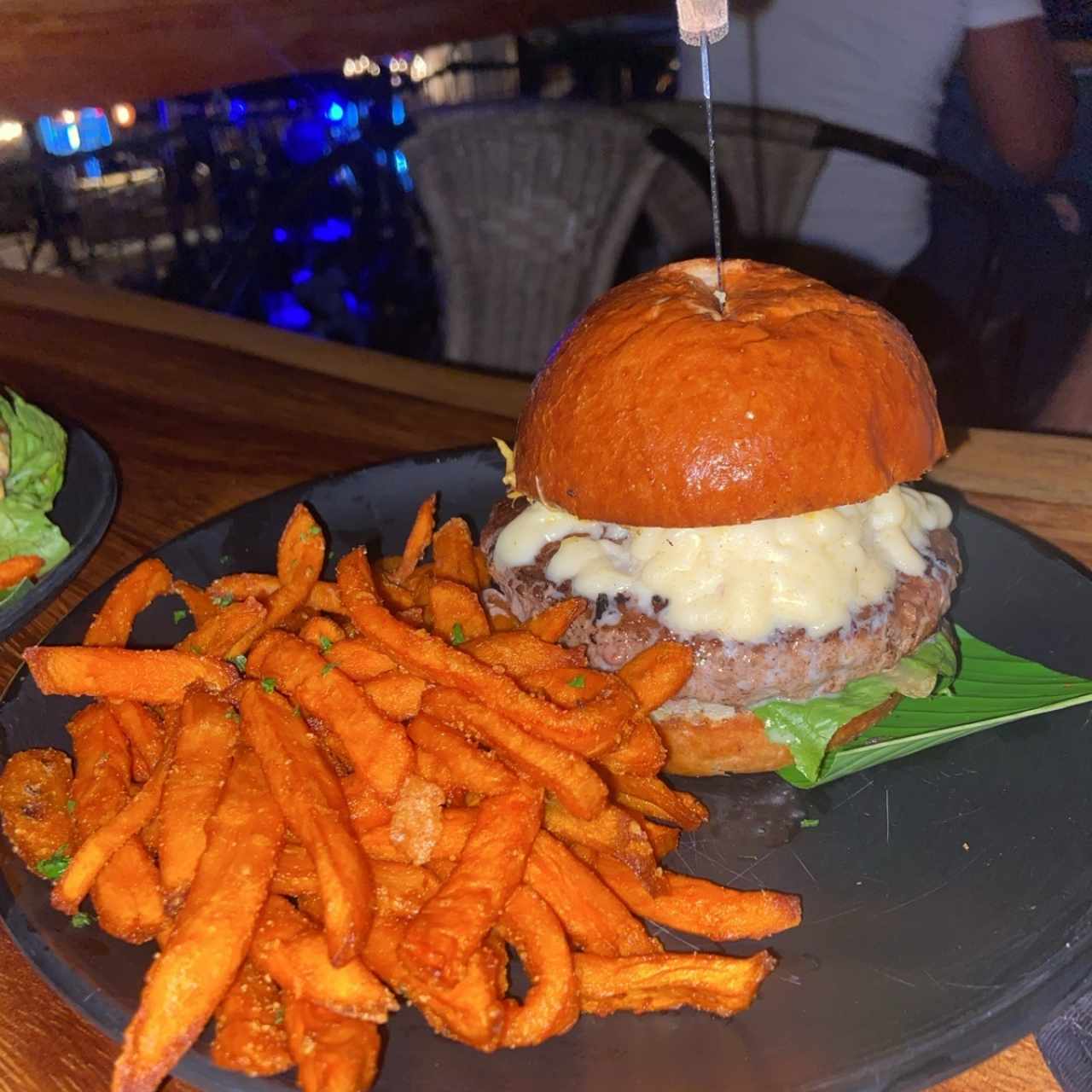BBQ Grill - Hamburguesa Praia