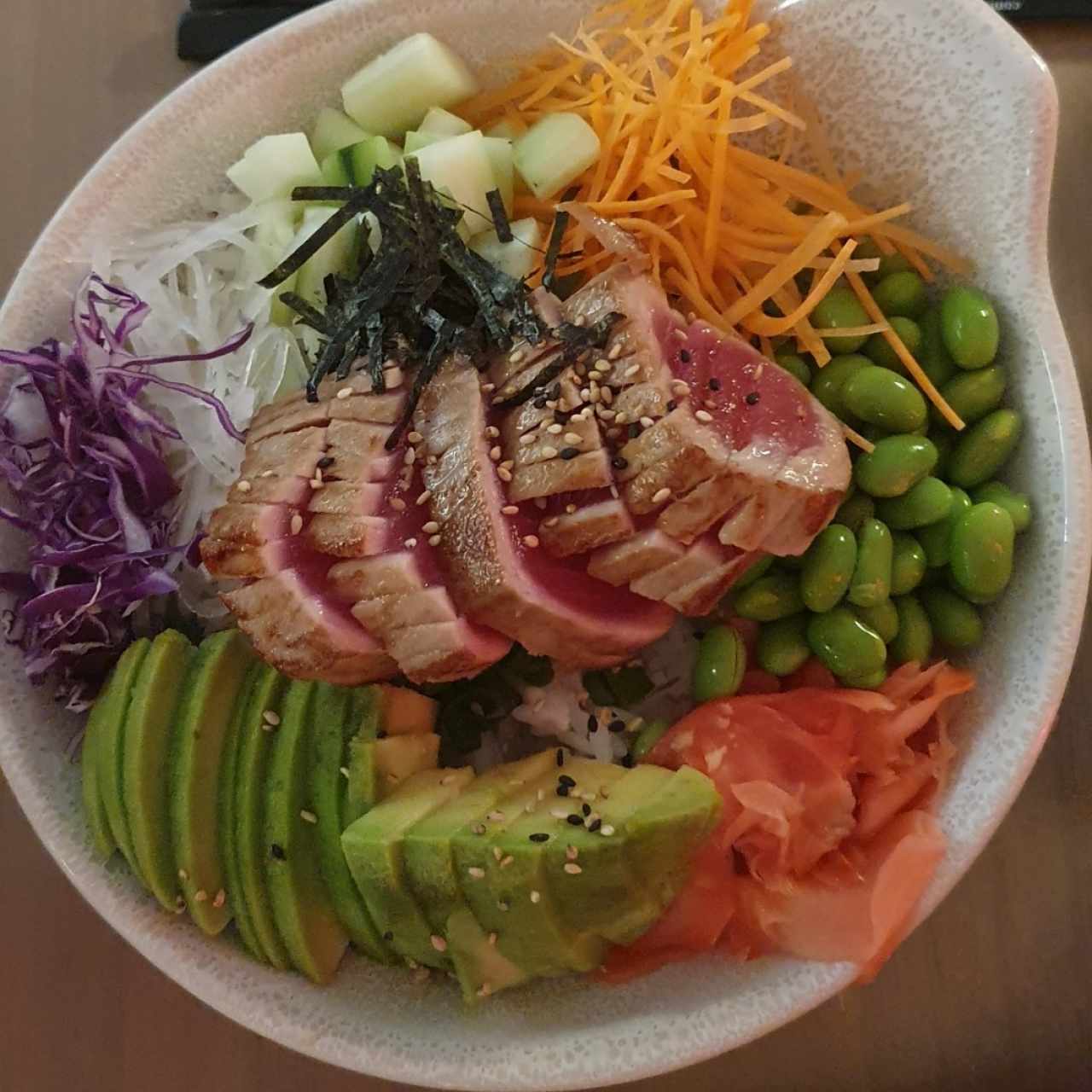 Poke de atún 