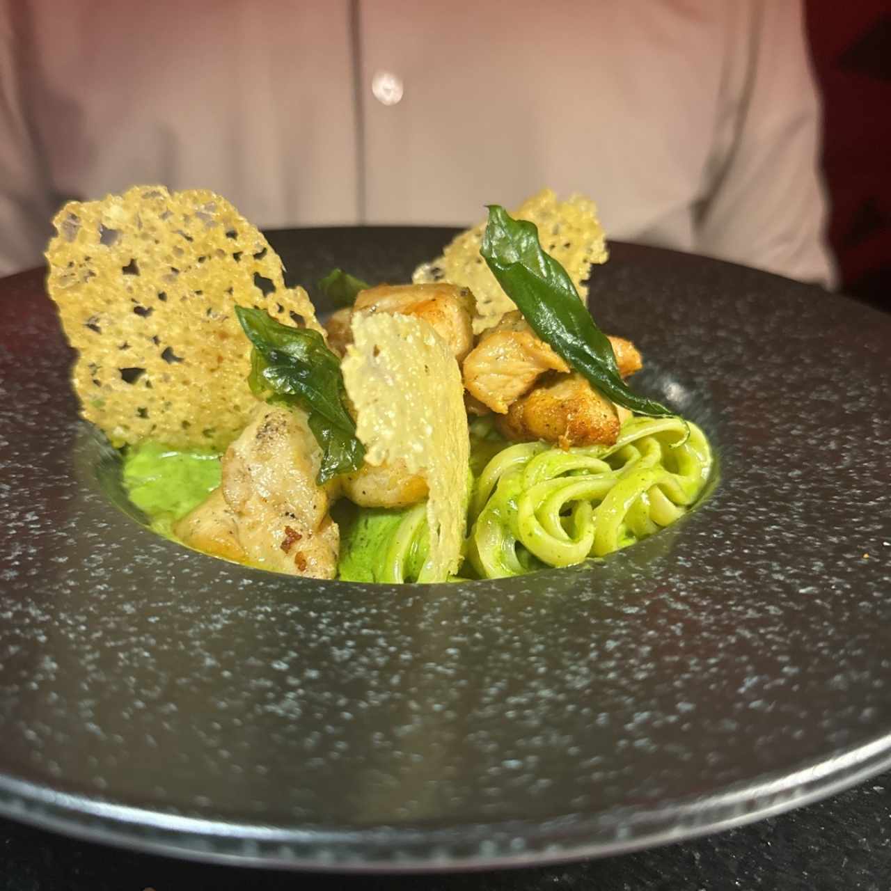 Chicken al pesto y pastq