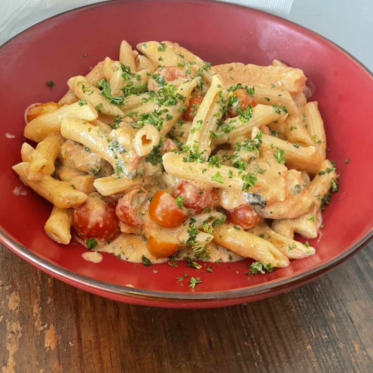 Penne com salmon a la vodka