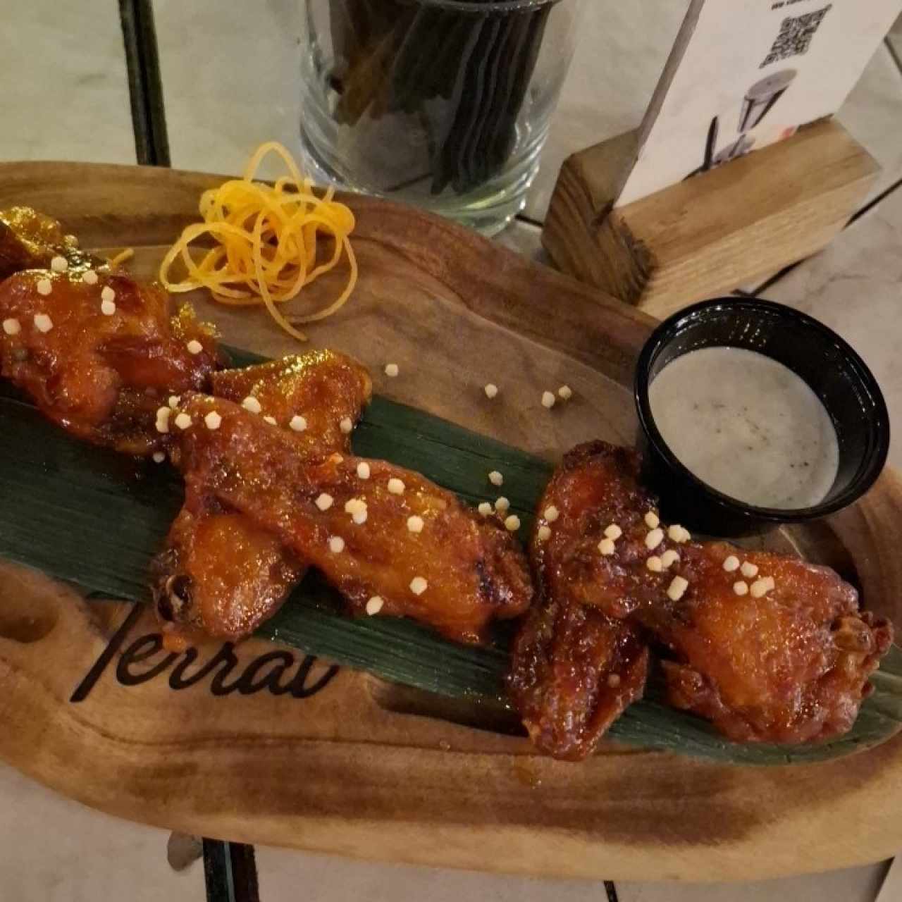 Platos Calientes - Chilli Wings