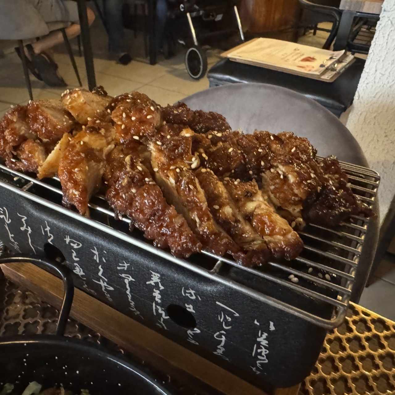 PROTEÍNAS - POLLO LAQUEADO