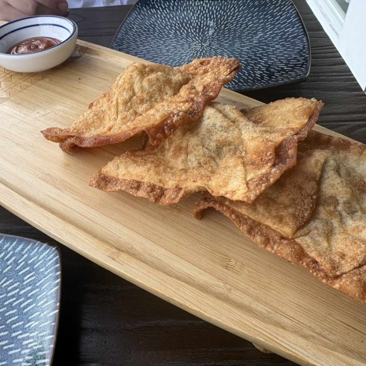 ENTRADAS - WONTON CLÁSICO