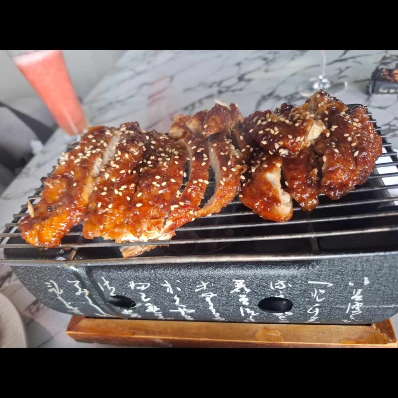 PROTEÍNAS - POLLO LAQUEADO
