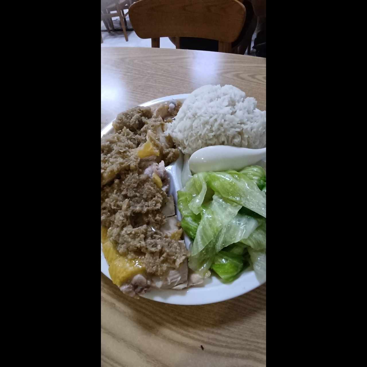 Pollo patio con salsa jenjibre