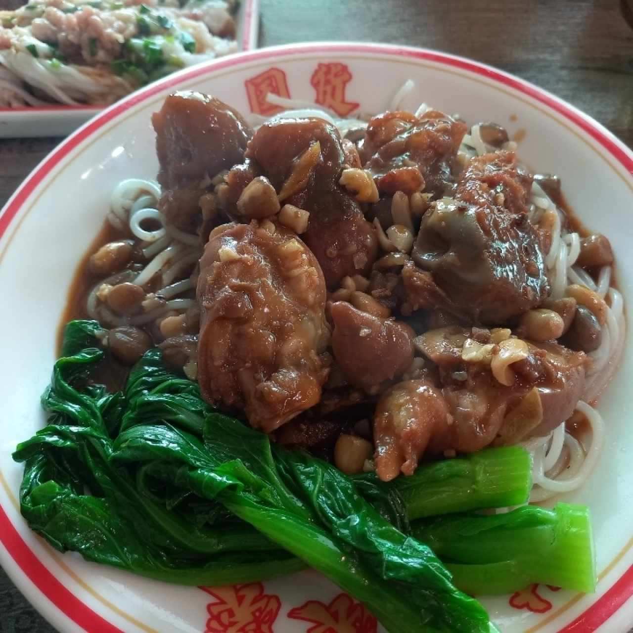 fideos laifan con manitas de cerdo