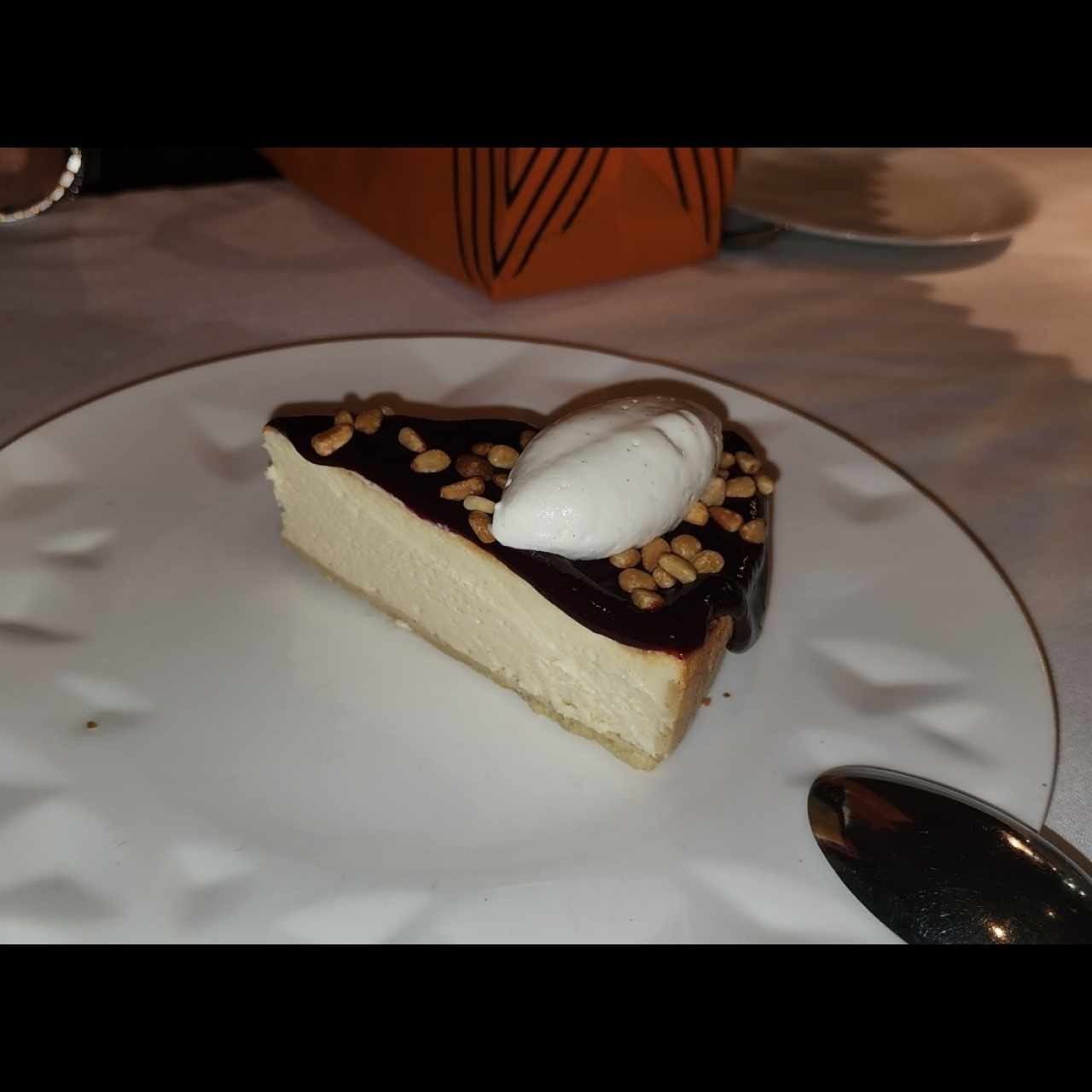 DOLCI - Mascarpone Bruciato Cheesecake