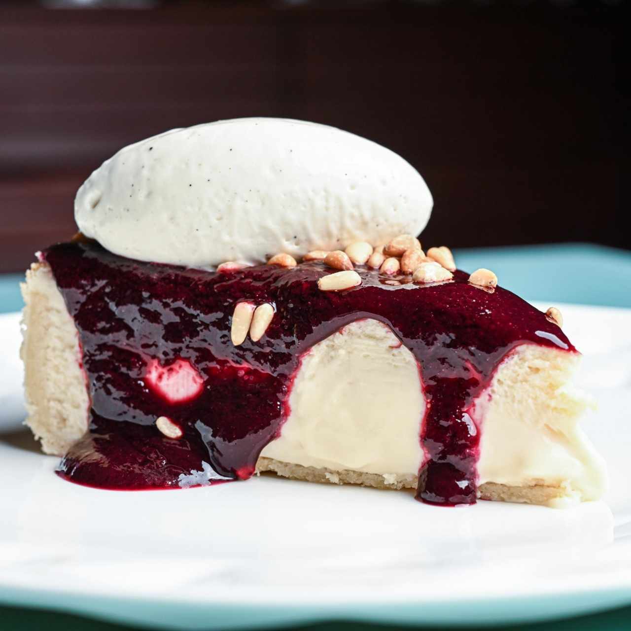 Mascarpone Bruciato Cheesecake