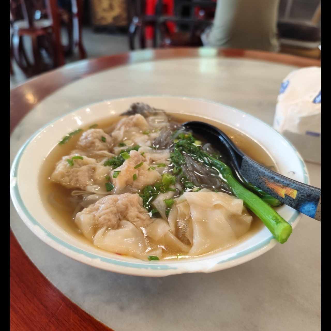 Sopa De Wanton De Puerco Con Fideos