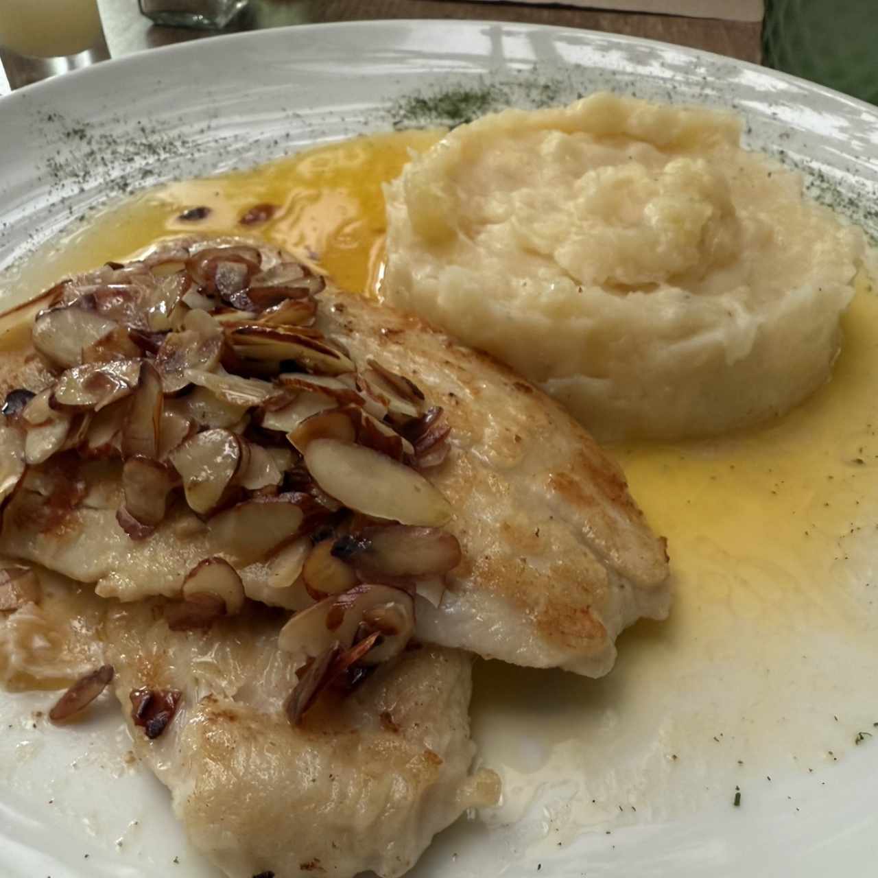 Lenguado con almendras a la Menier