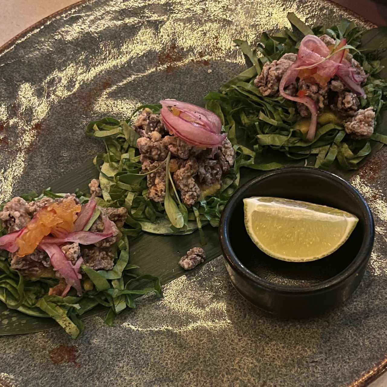 Taquitos de chicharrón 