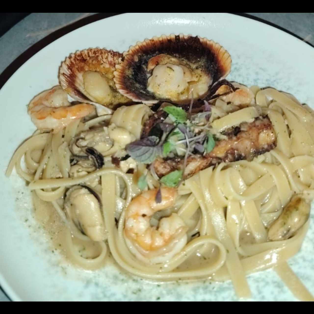 fettuccine with seafood