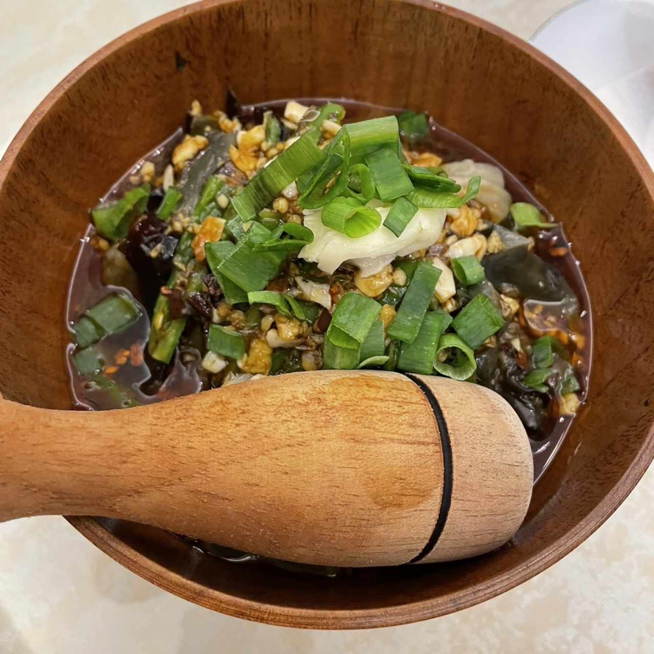 Berenjena con Huevo Negro y Pimienta