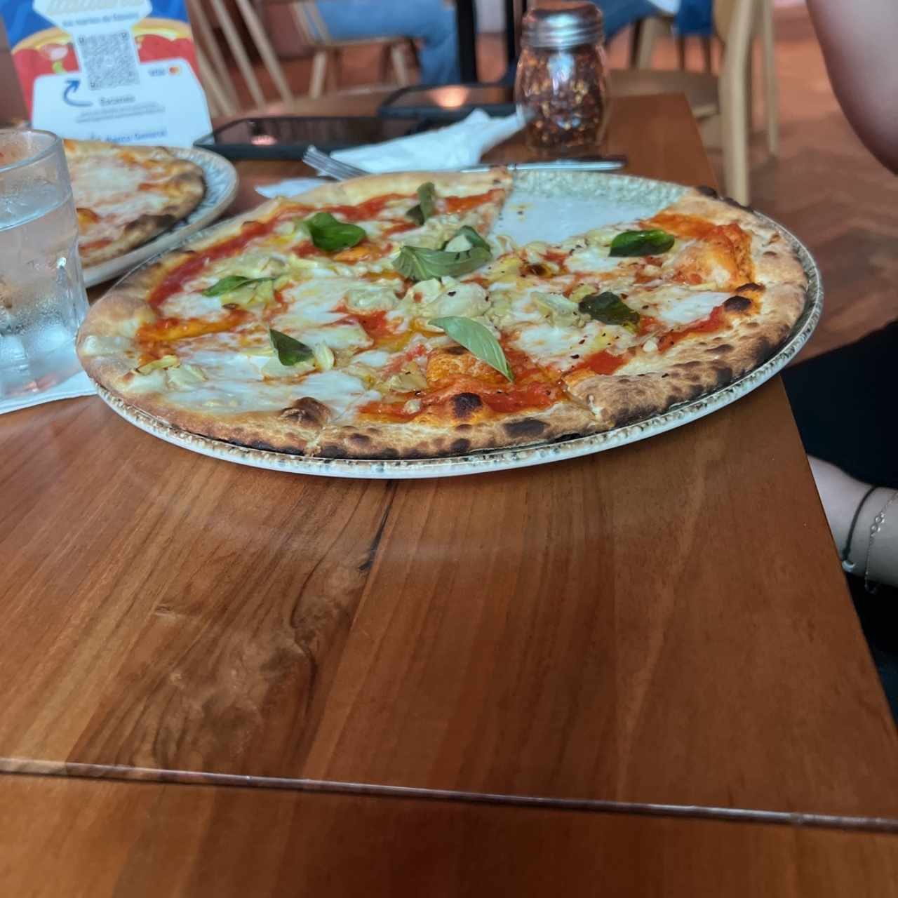 Pizza Margherita Fresca