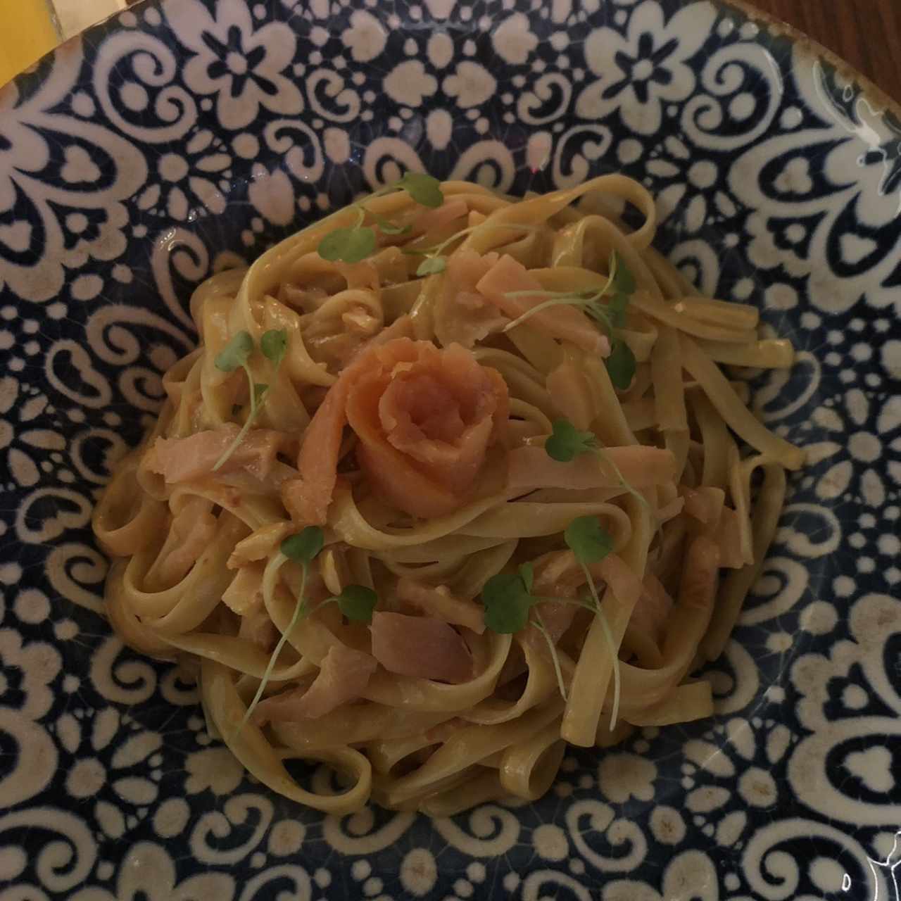Fettucine alla Crema Rosa di Salmone e Vodka