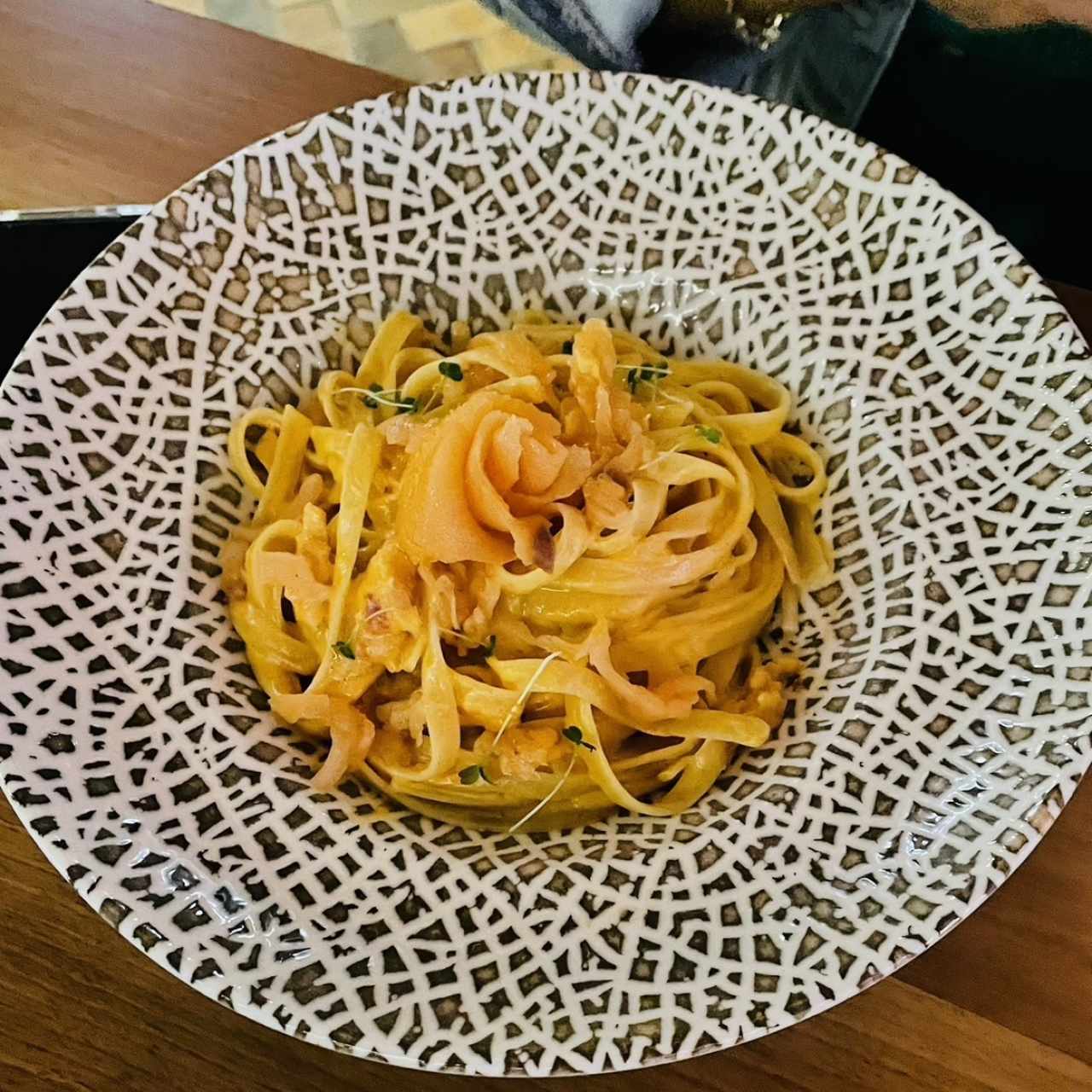 Fettucine alla Crema Rosa di Salmone e Vodka