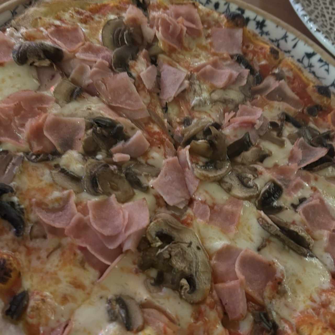 Pizza Cotto y Hongos