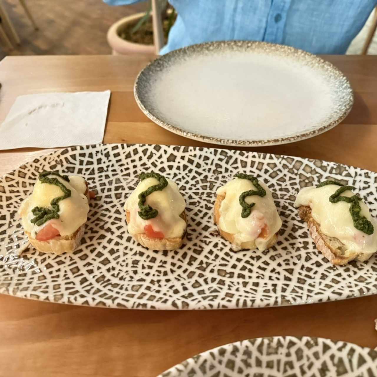 Antipasti Caldi - Crostini Semplici