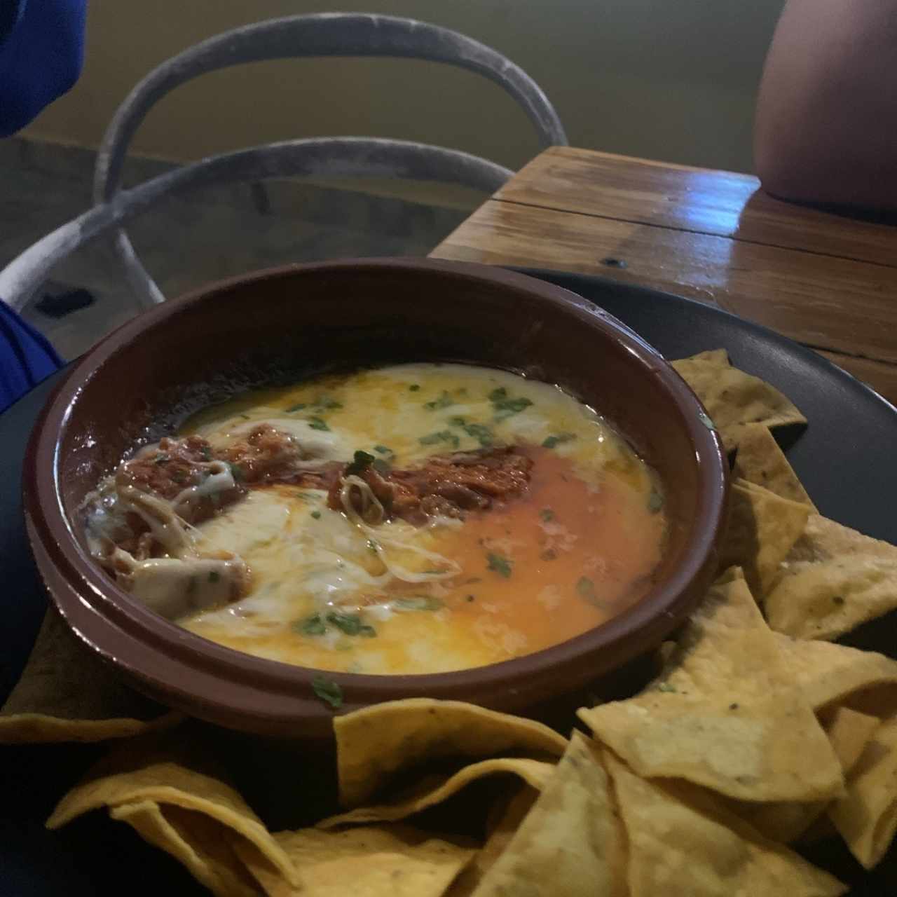 Queso Fundido con Chorizo