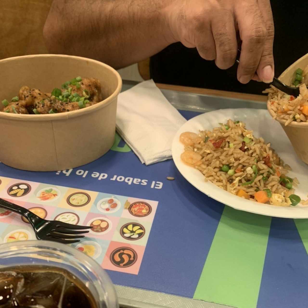 Esta vez probé el arroz Combinacion un sabor diferente pero muy rico