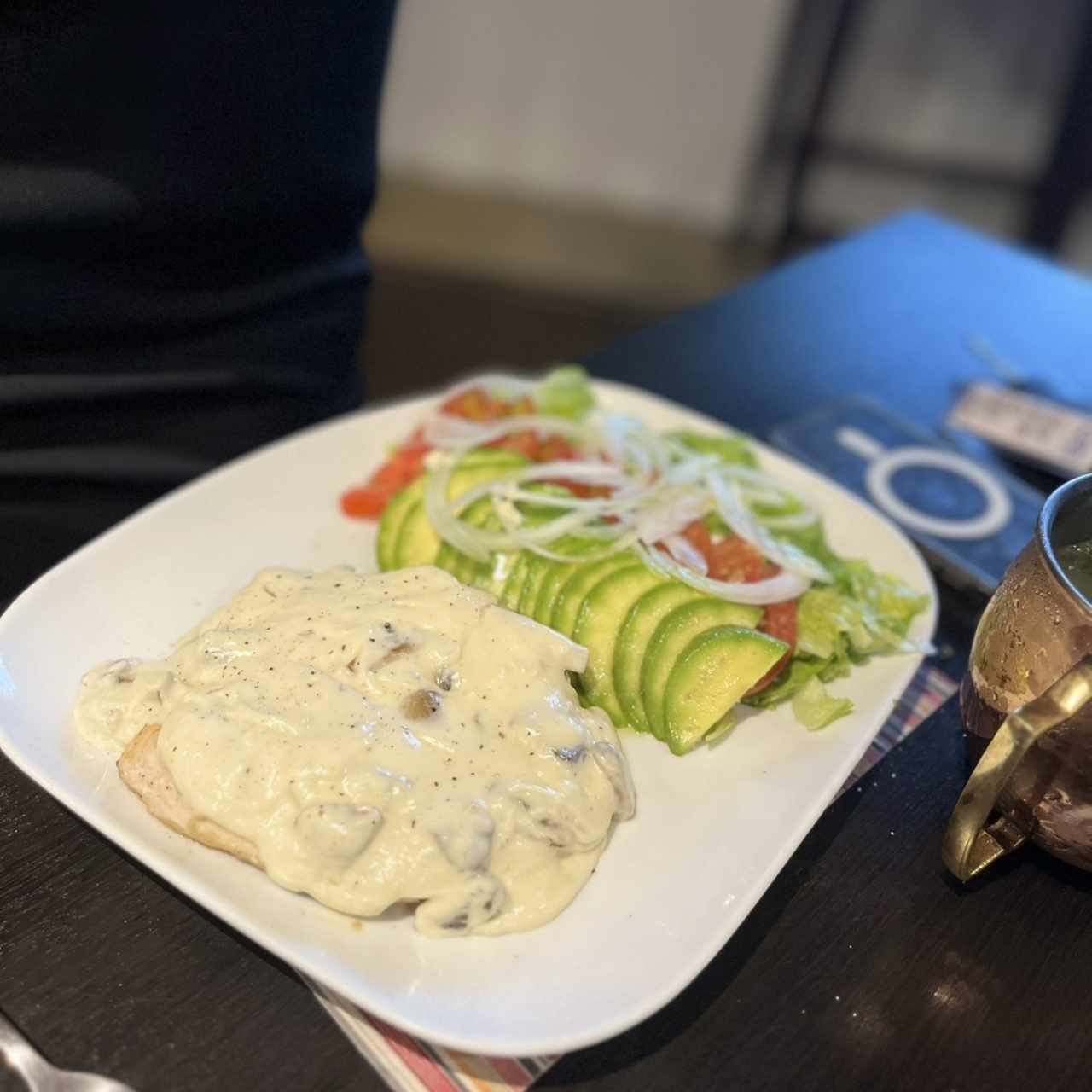 POLLO EN SALSA DE CHAMPIÑONES