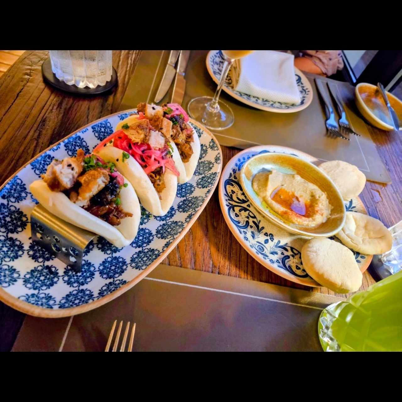 Baos de costilla estilo Hong Kong