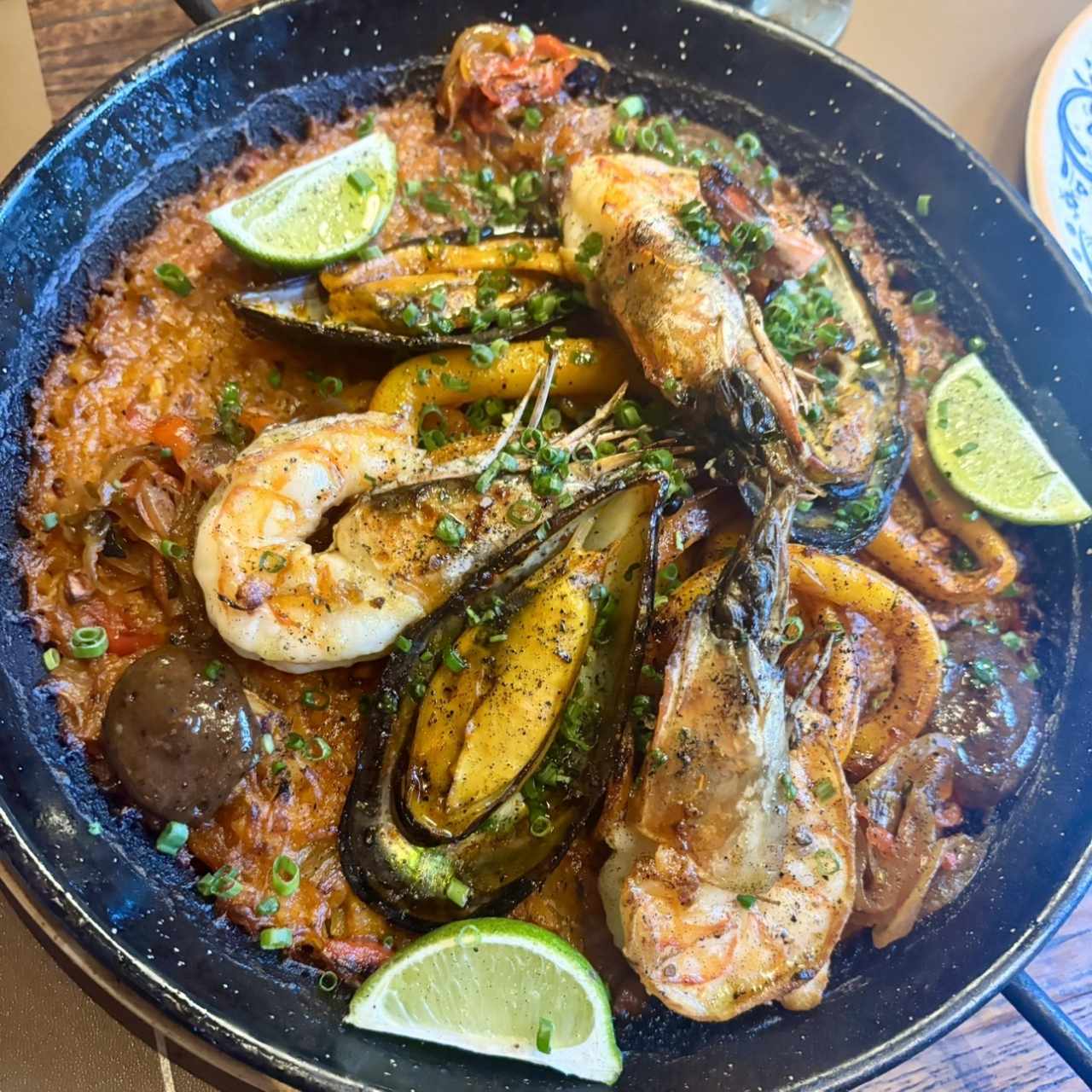 PRINCIPALES - Paella de Mariscos