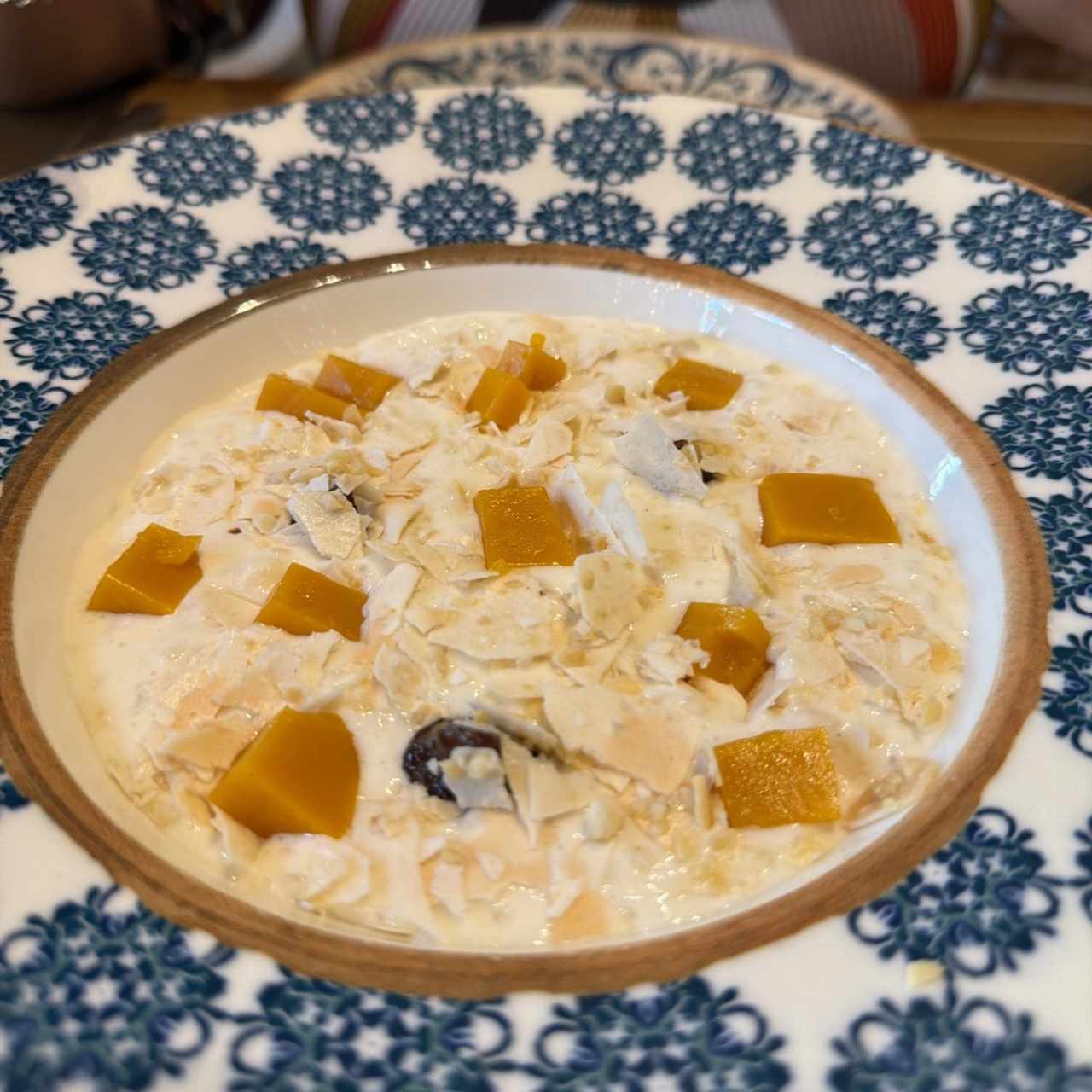 Arroz con leche y mango