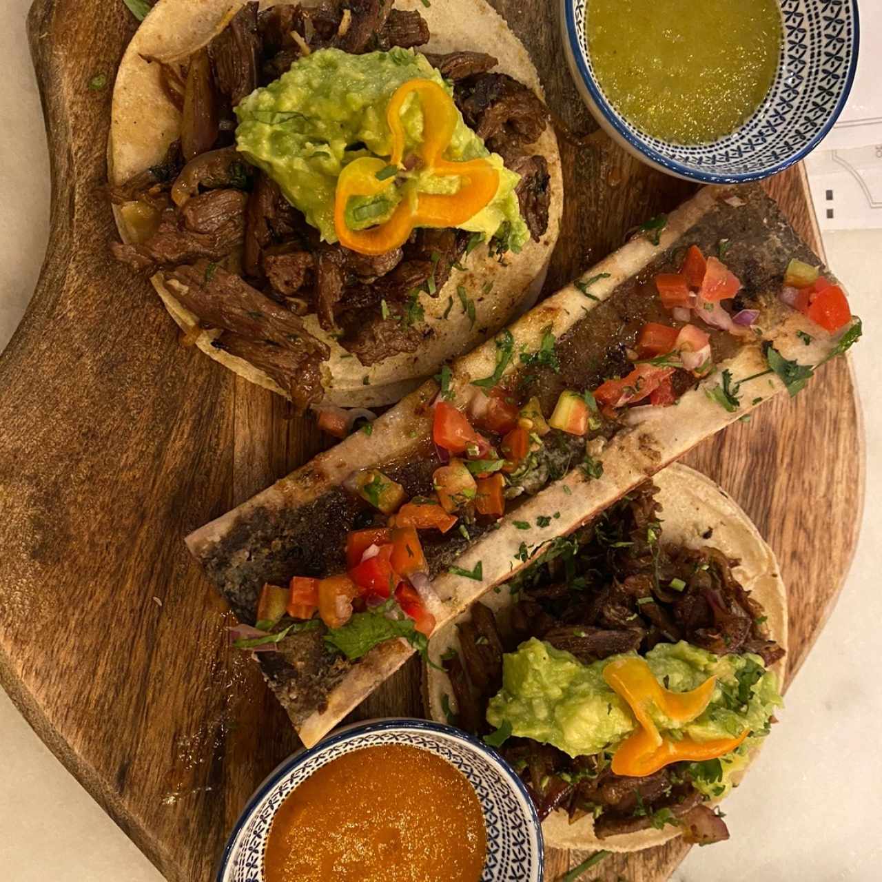 Tacos de entraña y tuétano 