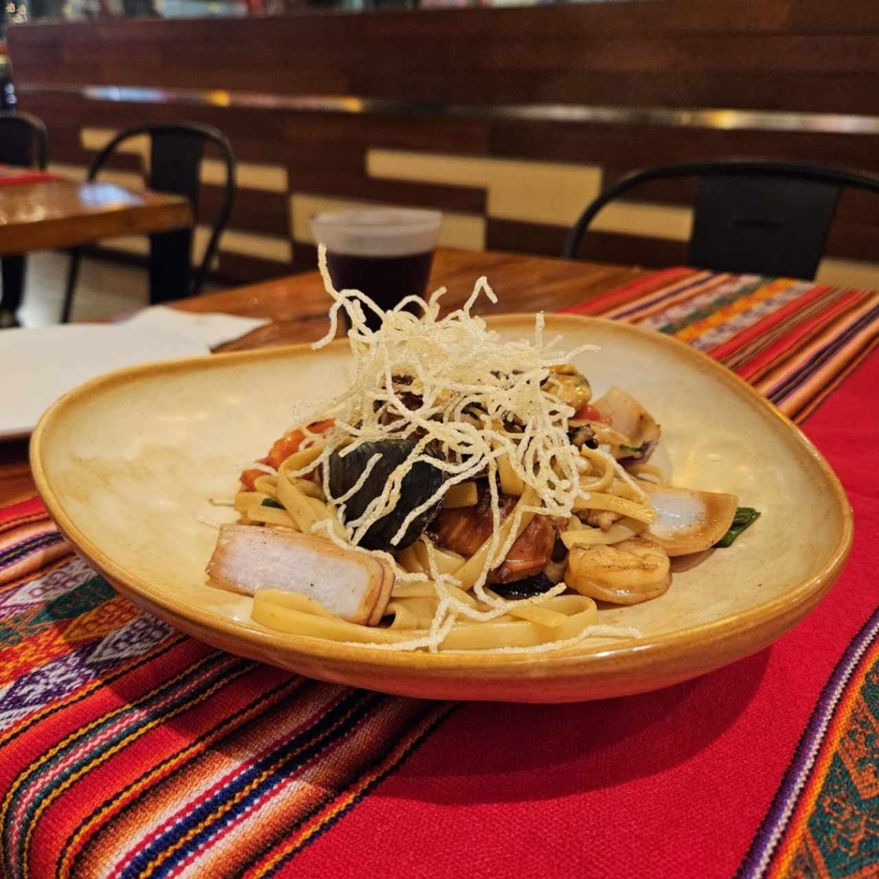 TALLARIN SALTADO DE MARISCO