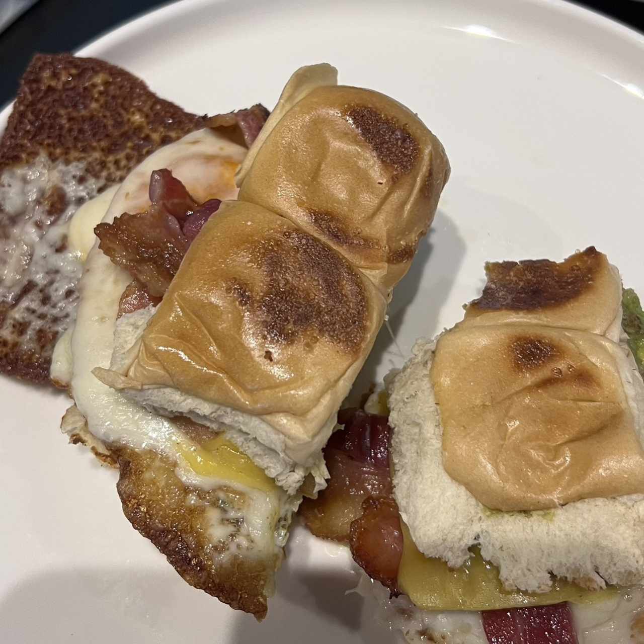 BREAKFAST SANDWICHES - BREAKFAST SANDWICH