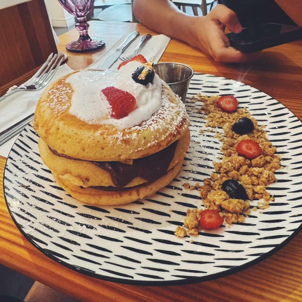BREAKFAST CLUB - Golden Crunch Pancakes