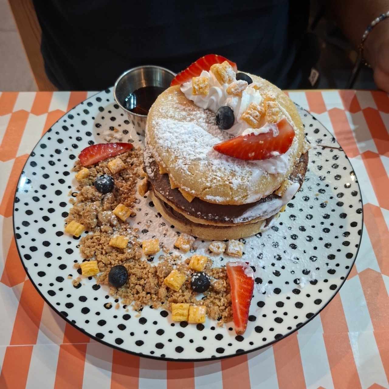BREAKFAST CLUB - Golden Crunch Pancakes