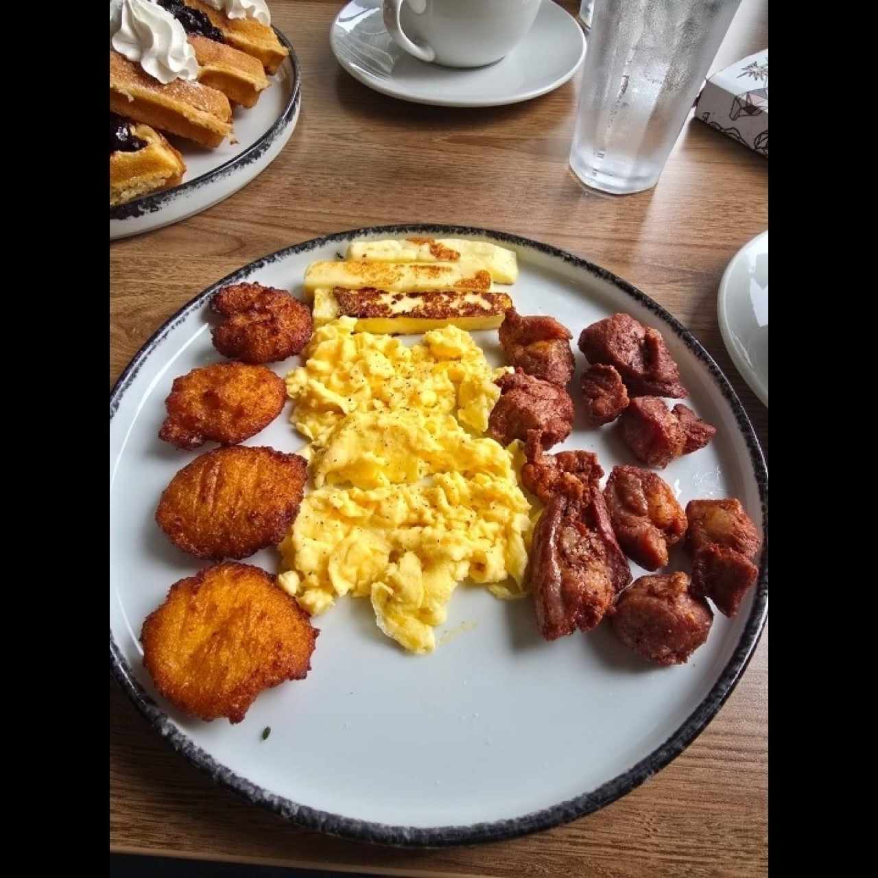 Desayunos - Típico 