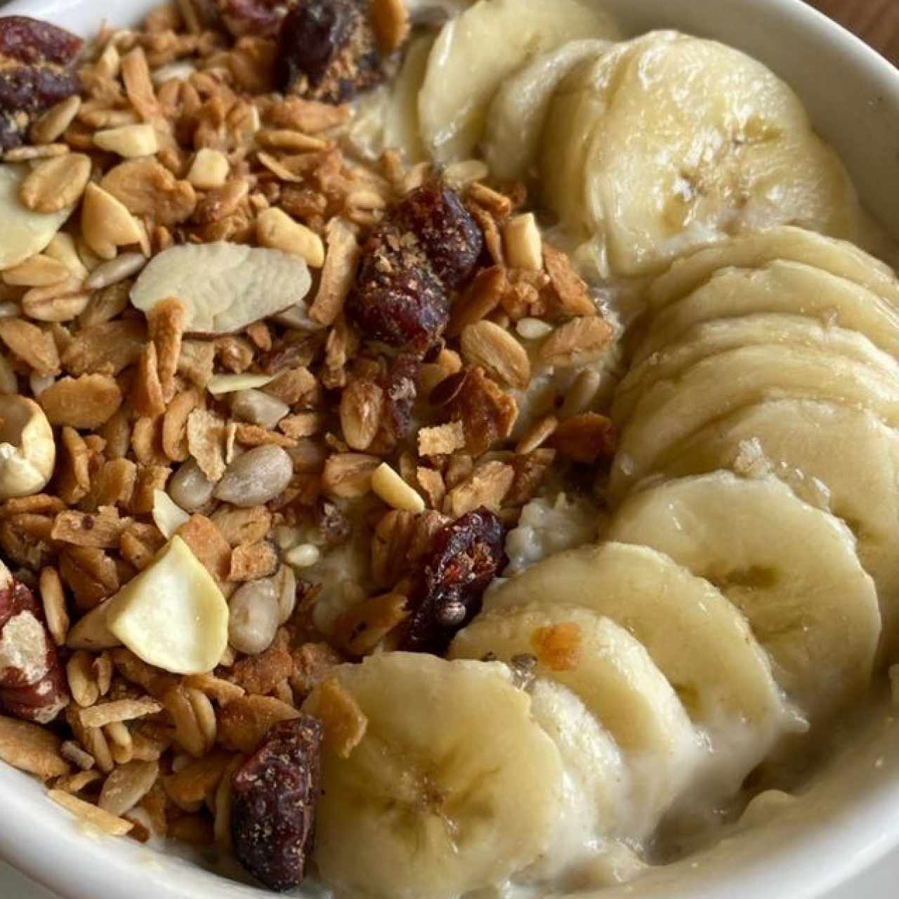 Desayunos - Avena con granola