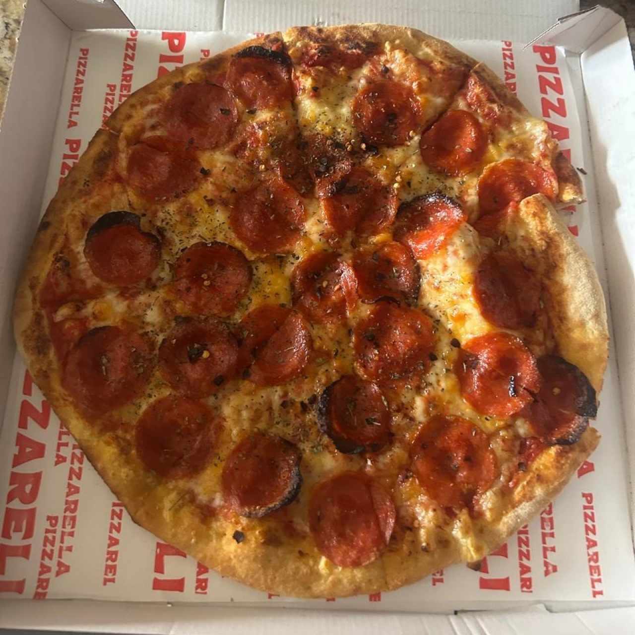 Pizza peperoni