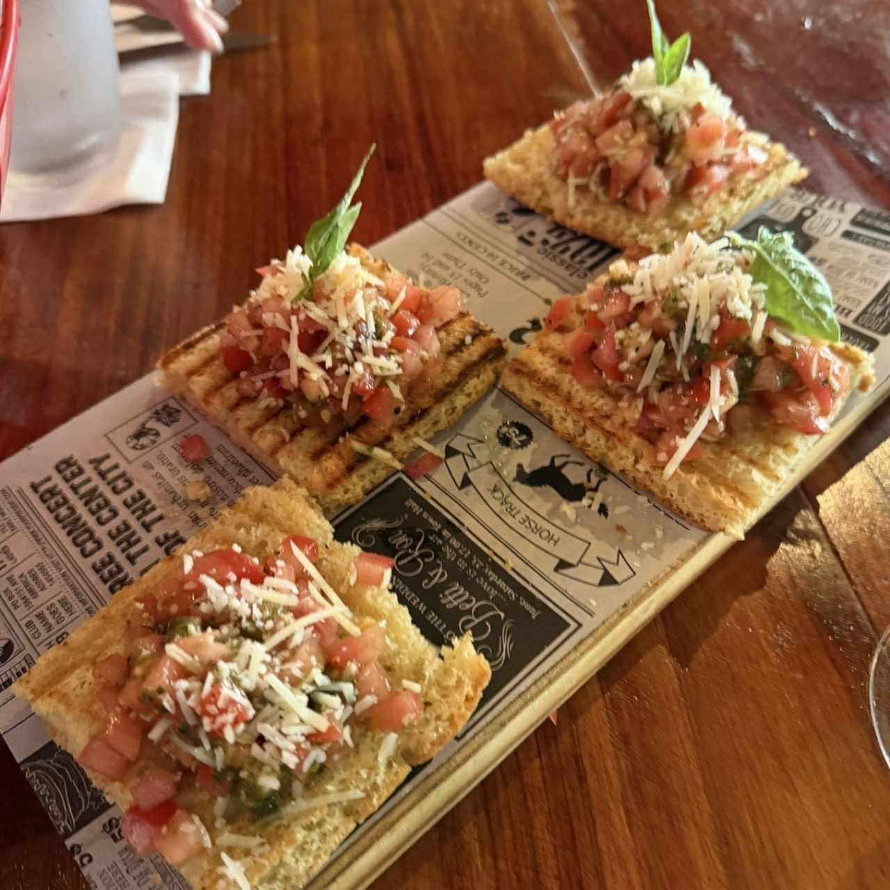 Bruschetta y Tomato