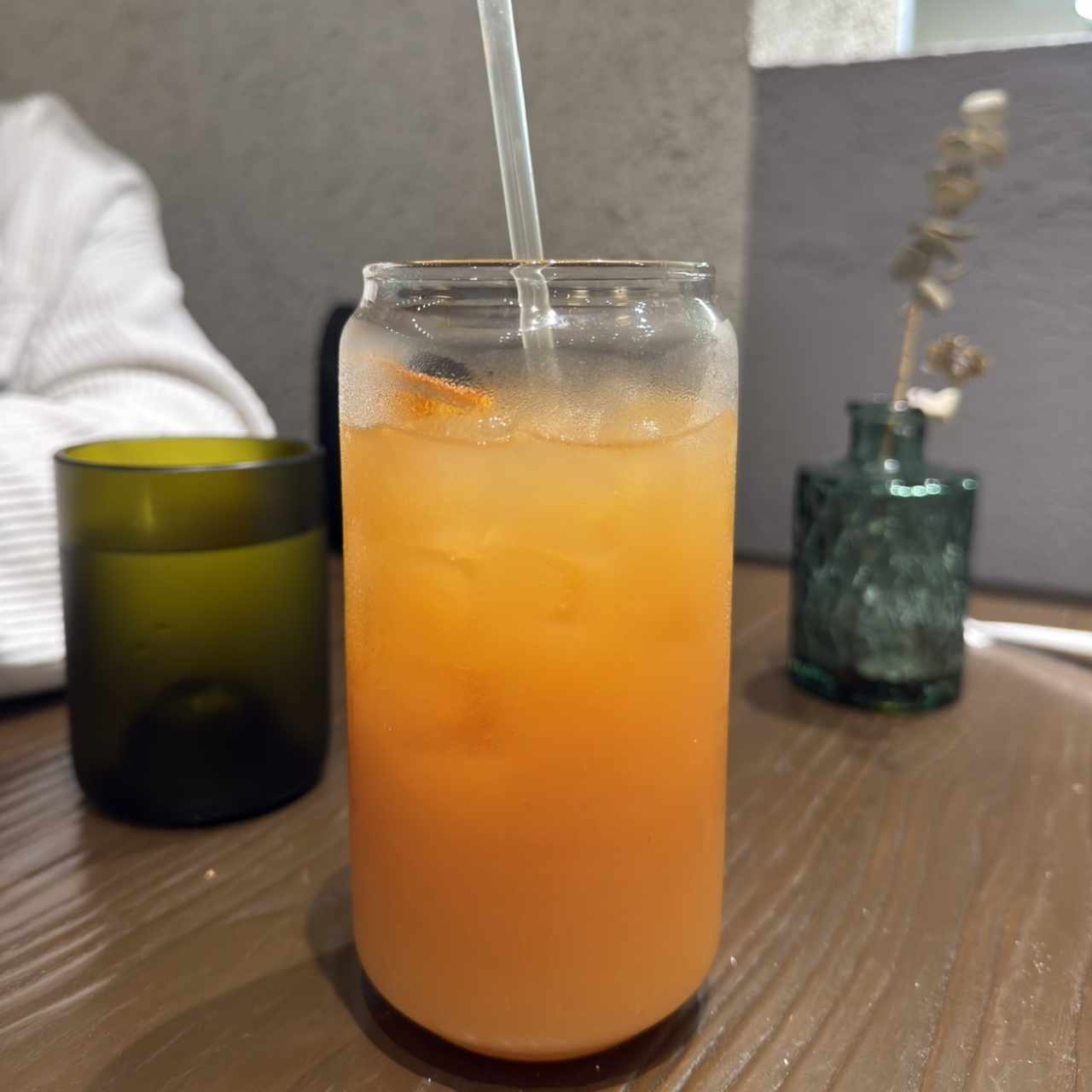 Jugo ponche de frutas 
