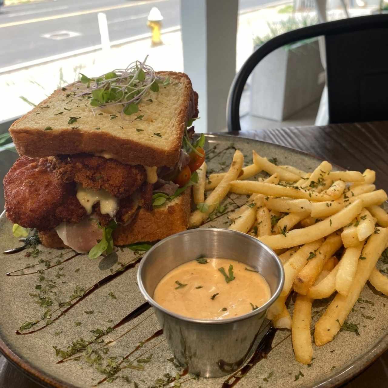 Brunchfast - Chicken Brioche