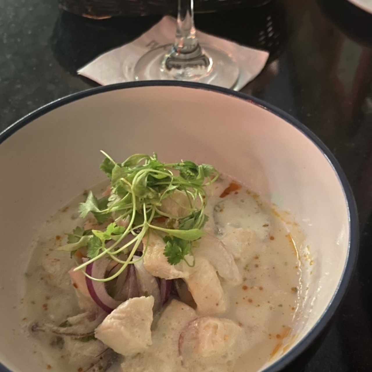 Ceviche en leche de tigre 