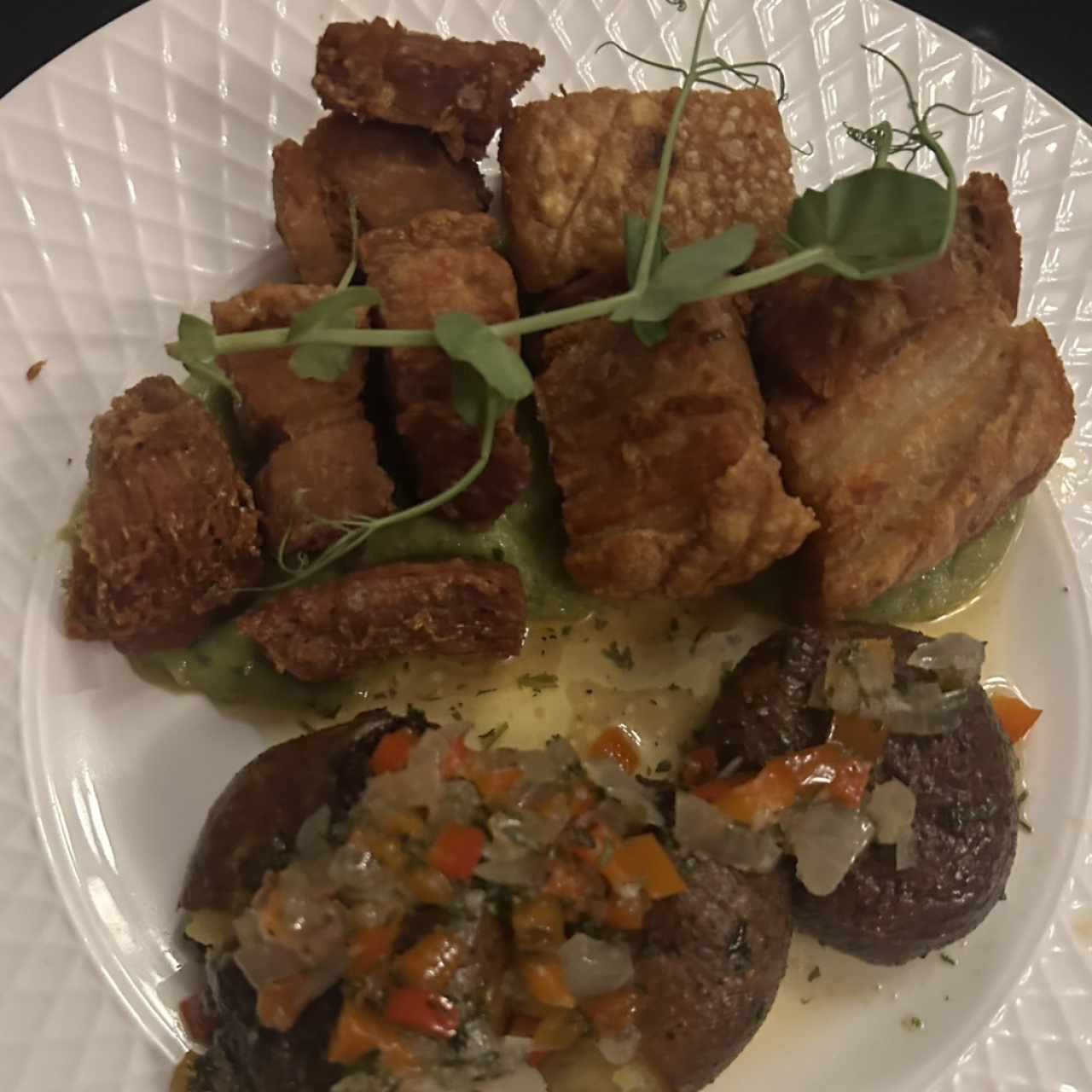 Chicharron y papas 