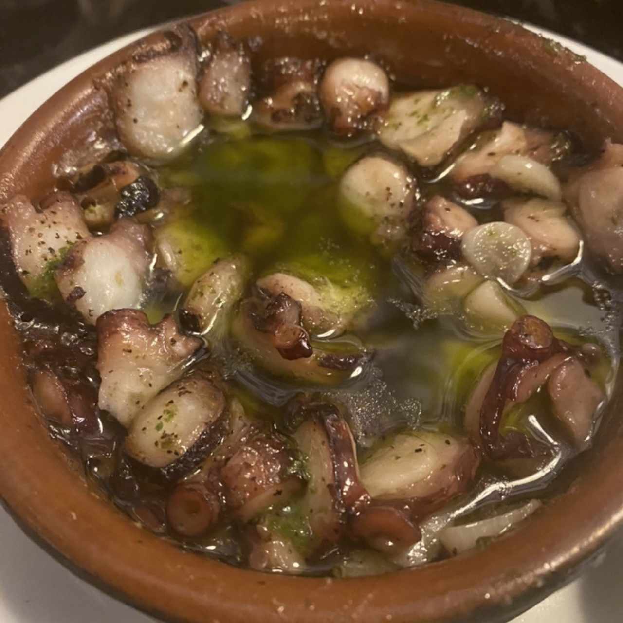 Pulpo al ajillo