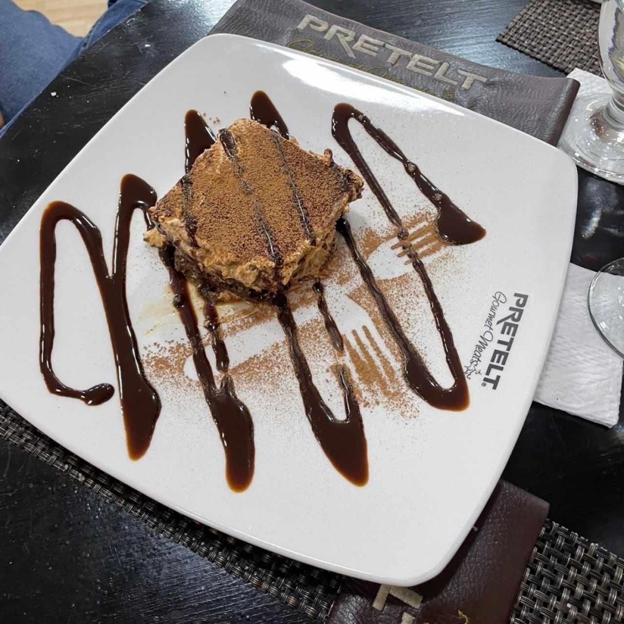 TIRAMISÚ DE CHOCOLATE Y DULCES DE LECHE