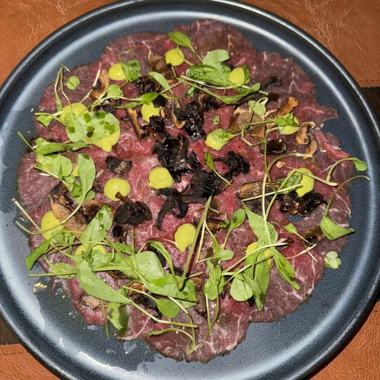 Anti Pasti - Carpaccio di Vitelo
