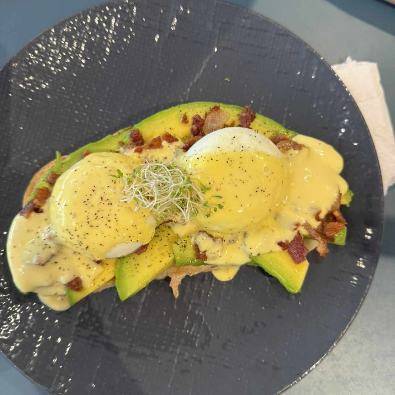 Breakfast - Benedict Avo Toast