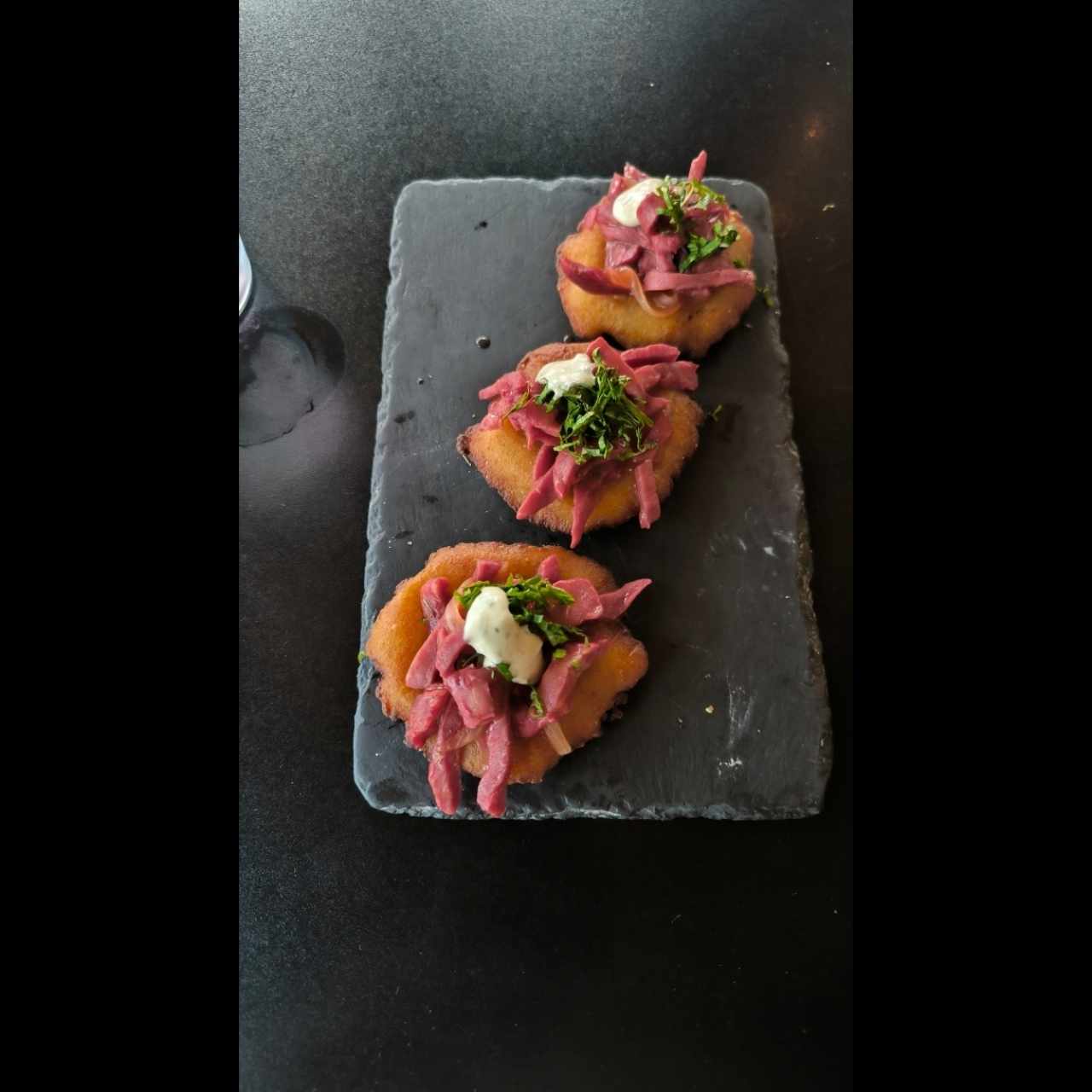 Torrejitas de Maíz nuevo con ropa vieja de Tasajo (3 unid)