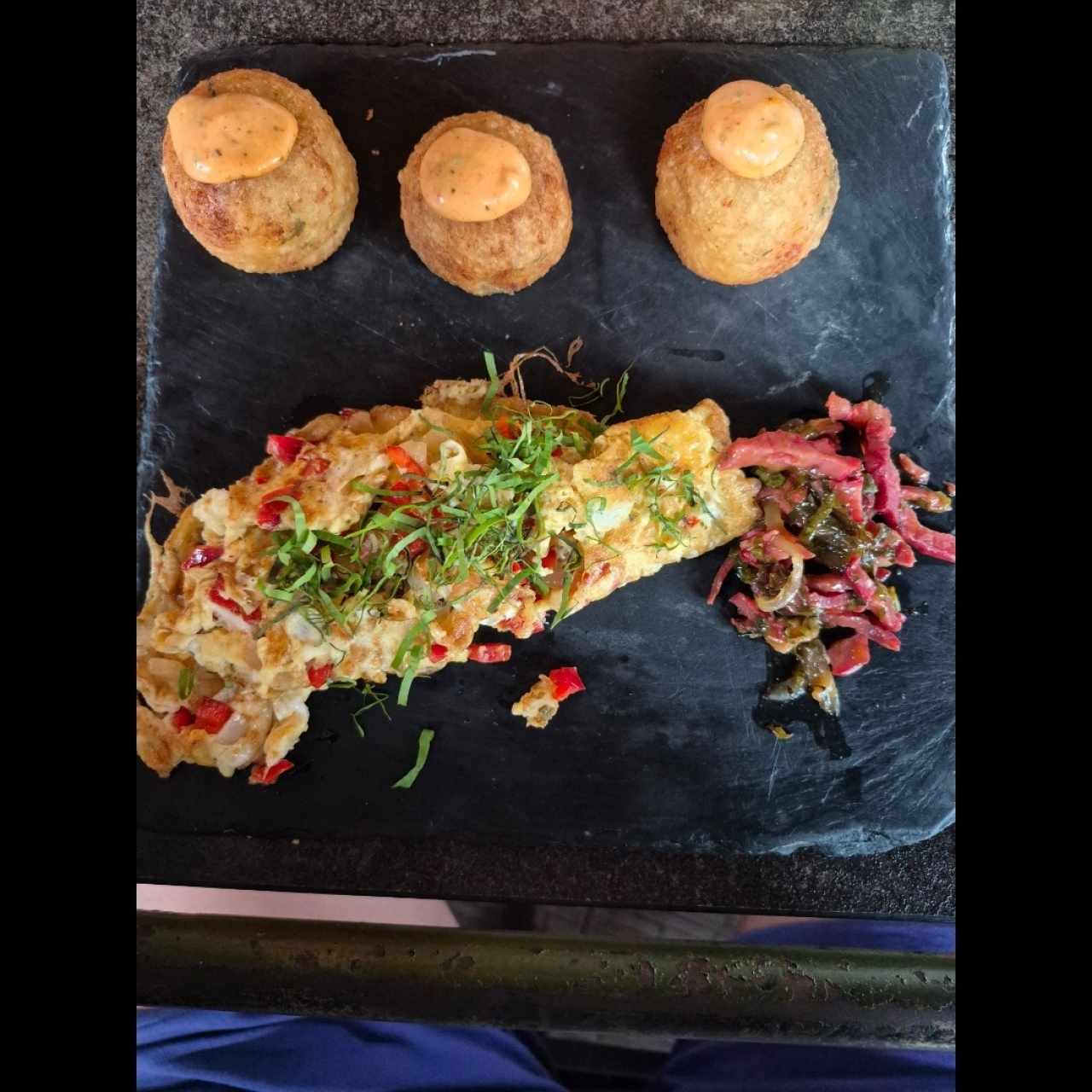 Croquetas de yuca con omelette 
