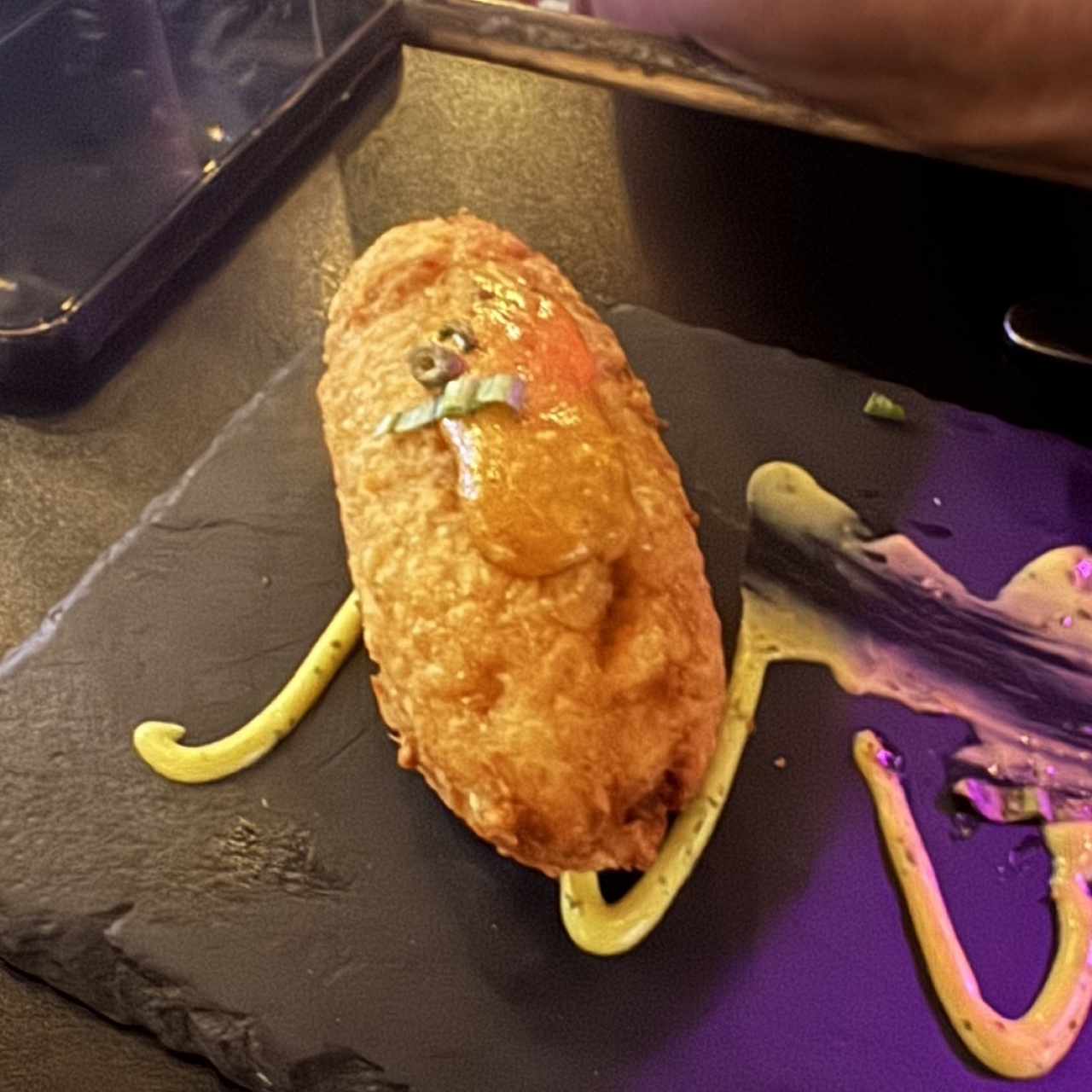 Carimañolas Rellenas de Pulpo (3 und)
