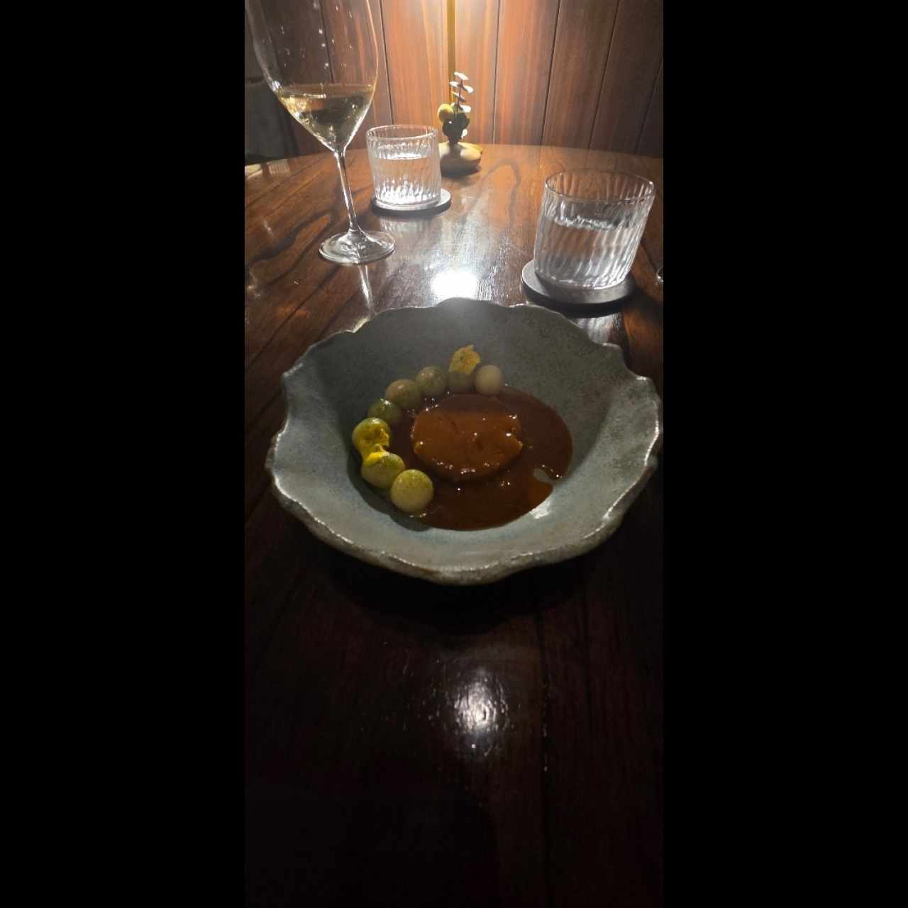 Ñoquis de yuca y carpaccio de langosta